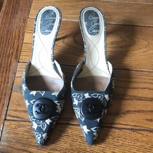 Chanel authentic kitten heels